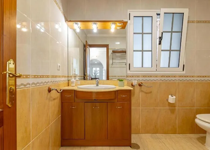 Hills Private Villa *