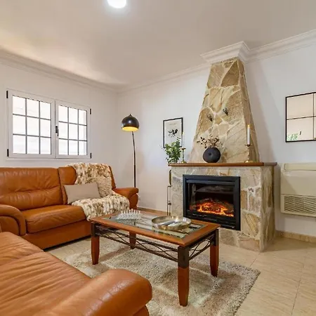 Villa Hills Private