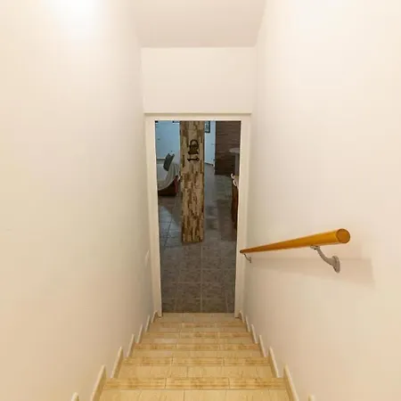 Hills Private Мелонерас