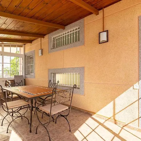 Vila Hills Private *