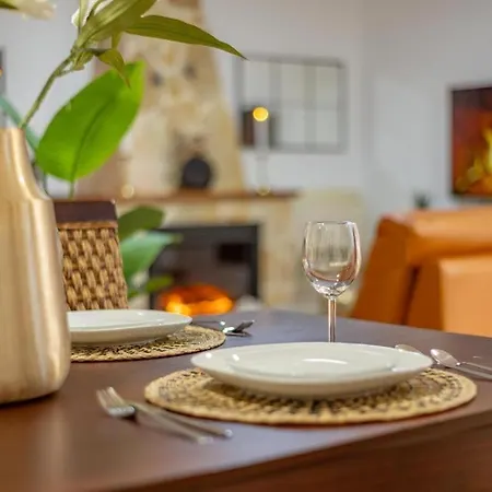 Hills Private Villa *